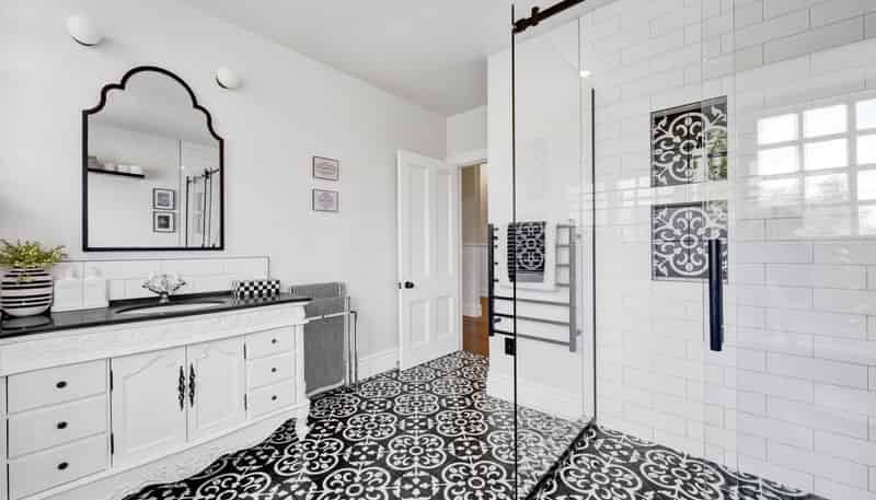 104 Pitt Road, Hillsborough