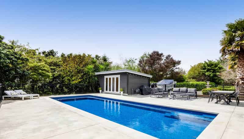 104 Pitt Road, Hillsborough