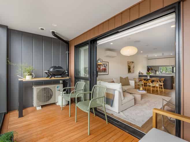 24C Essex Street, Te Atatu South