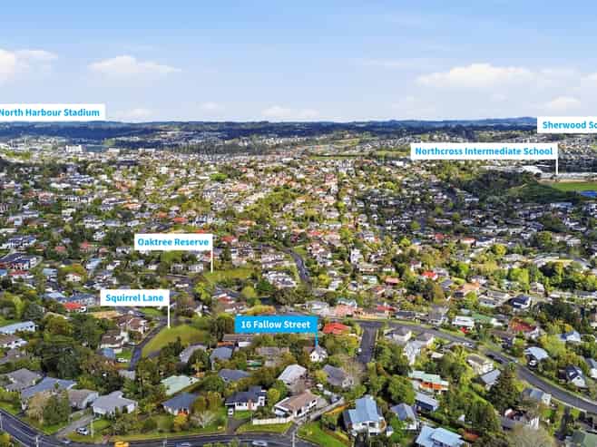 16 Fallow Street, Browns Bay
