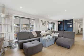 104 Pegasus Boulevard, Pegasus
