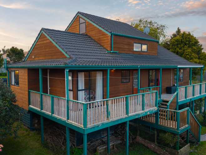 42 Elizabeth Drive, West Harbour