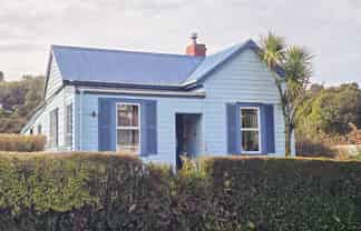 22 and 24 Main Road, Stewart Island