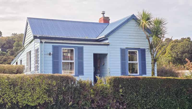 22 and 24 Main Road, Stewart Island