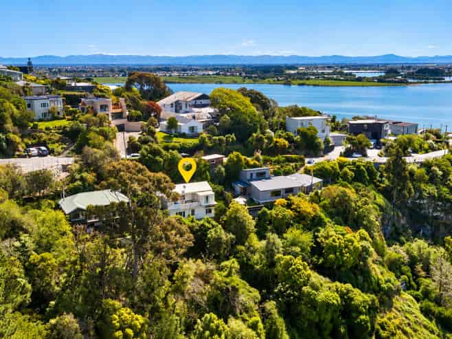 61 Mt Pleasant Road, Mount Pleasant