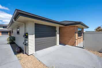 14A Pererika Street, Victoria