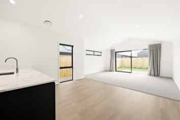40 Rowe Drive, Jacks Point