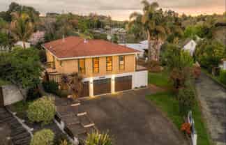 28 Homestead Place, Glenview