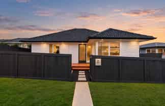46 Fairclough Road, Beach Haven