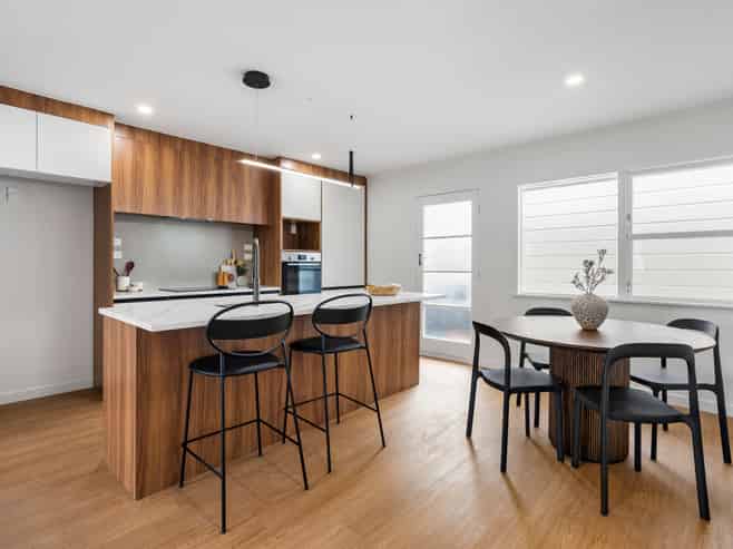 46 Fairclough Road, Beach Haven