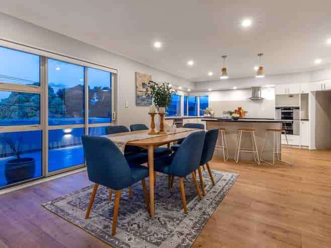 6 Mahana Road, Paraparaumu Beach