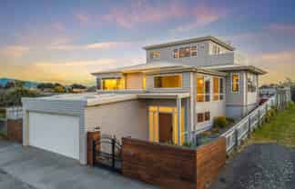 6 Mahana Road, Paraparaumu Beach