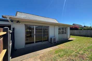 4/82A Luke Street, Otahuhu