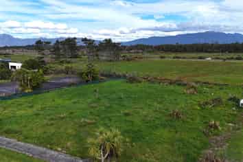 21 Elley Drive, Westport