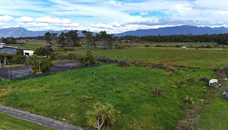 21 Elley Drive, Westport