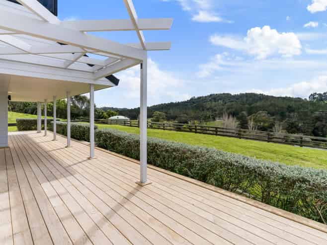 384 Pine Valley Road, Dairy Flat
