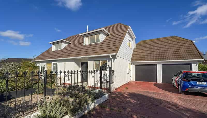 1 Iwiroa Terrace, Durie Hill