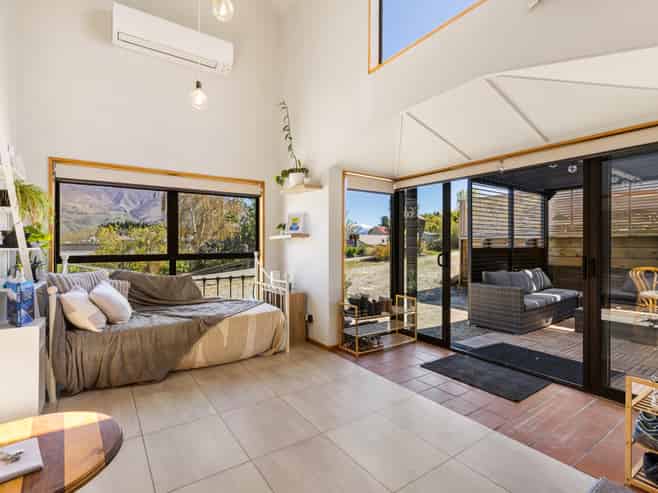 16A Mount Iron Drive, Wanaka