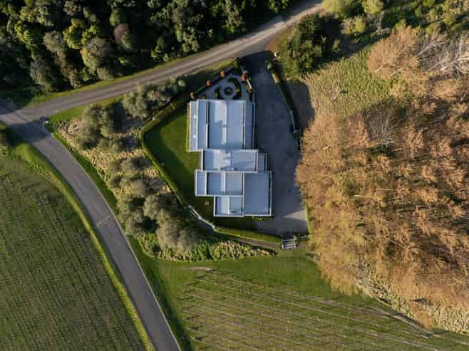 137 Black Barn Road, HAVELOCK NORTH