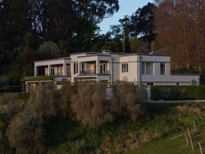 137 Black Barn Road, HAVELOCK NORTH