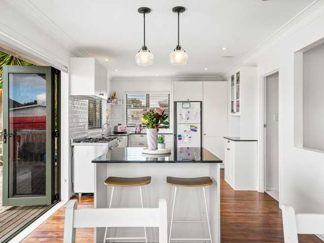 118 Taikata Road, Te Atatu Peninsula