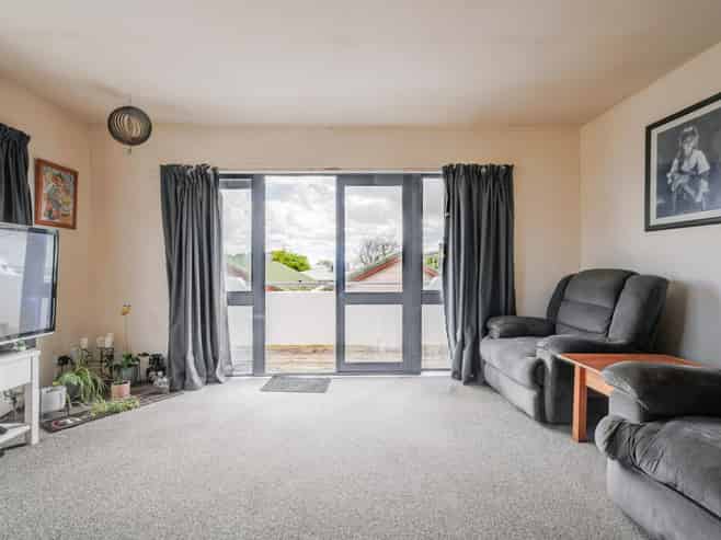 20D Pascal Street, Palmerston North