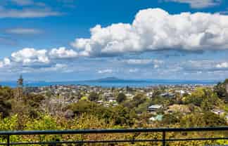 77 Fitzwilliam Drive, Torbay