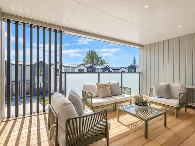 2/92 Freeland Avenue, Mount Roskill