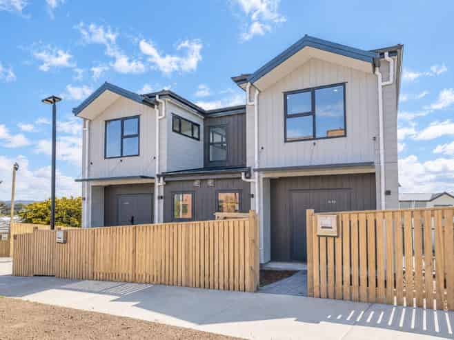 2/92 Freeland Avenue, Mount Roskill