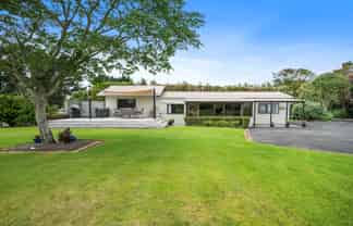 299A Clarks Beach Road, Clarks Beach