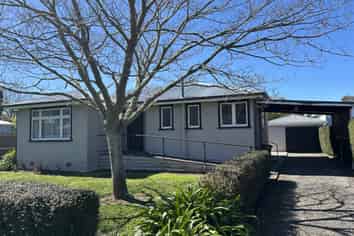 69 Kuratawhiti Street, Greytown
