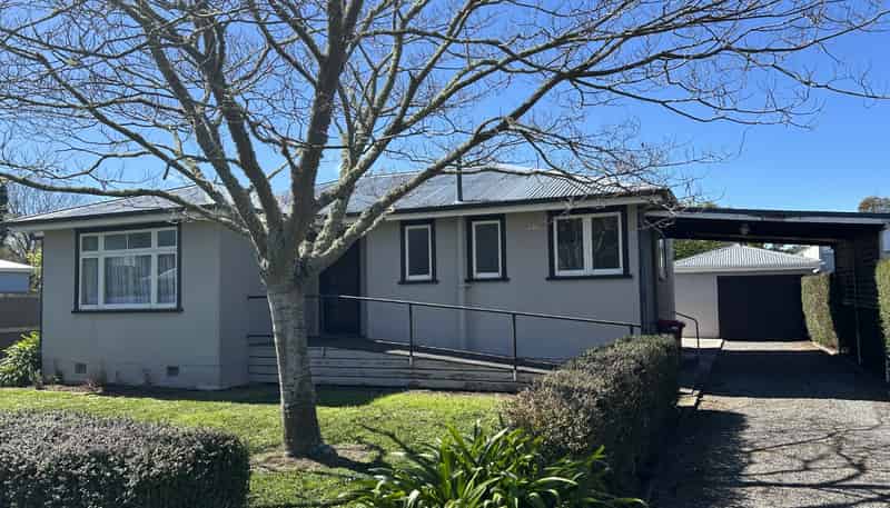 69 Kuratawhiti Street, Greytown