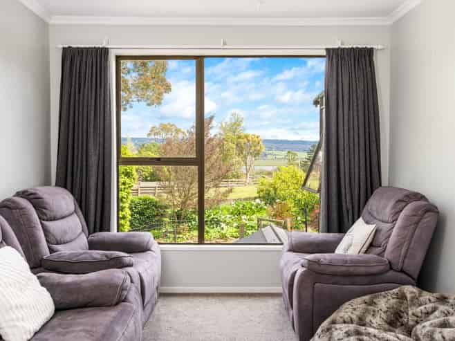 31 Lake View Street, Waihola