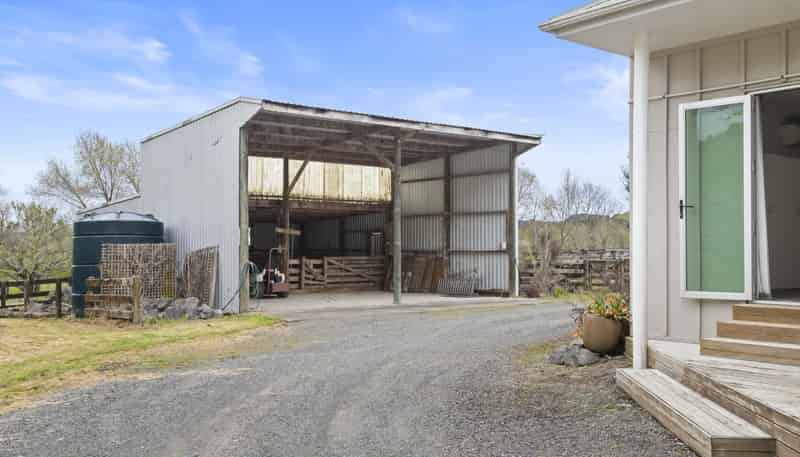 20 Thorps Quarry Road, Clevedon