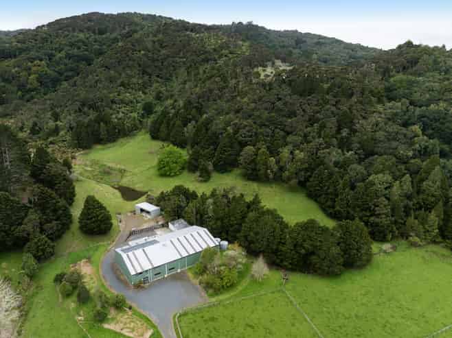 20 Thorps Quarry Road, Clevedon