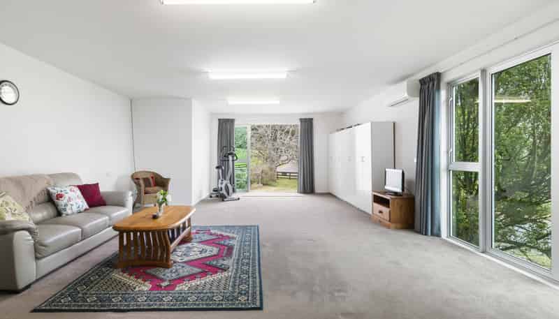 20 Thorps Quarry Road, Clevedon