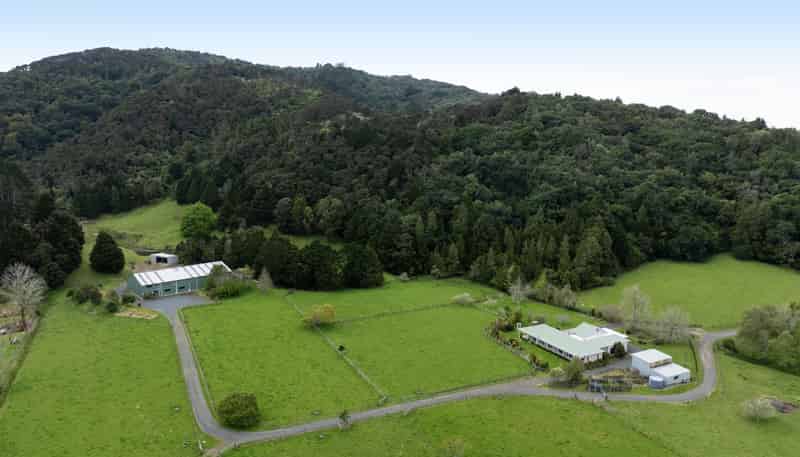 20 Thorps Quarry Road, Clevedon