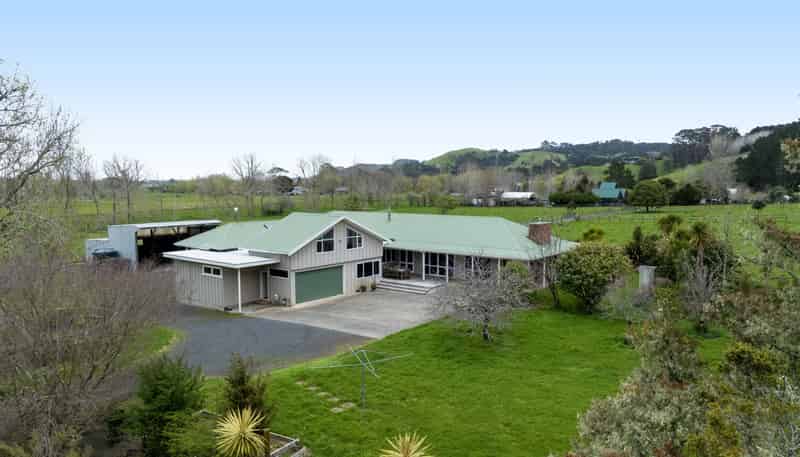 20 Thorps Quarry Road, Clevedon