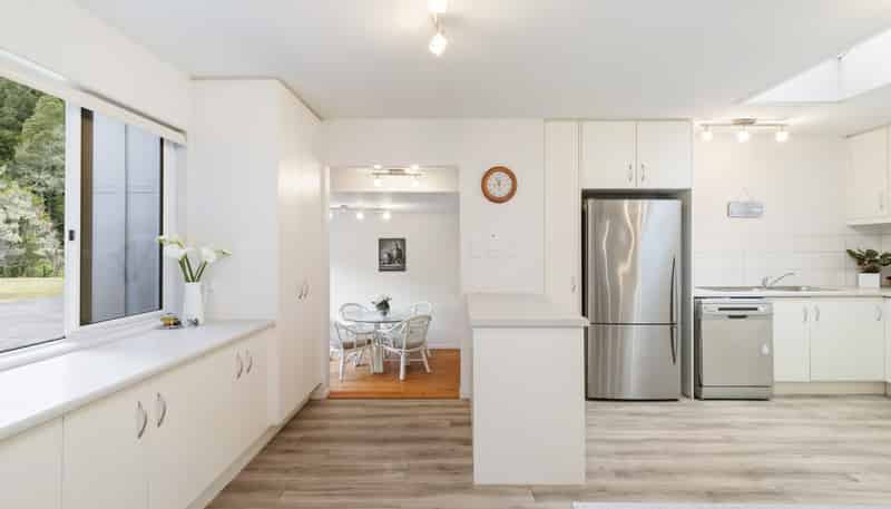 20 Thorps Quarry Road, Clevedon