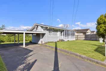 13 Perth Street, Otara