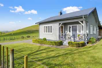 358  Valley road, Raukawa