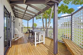 206 Mount Sea Road, Thames