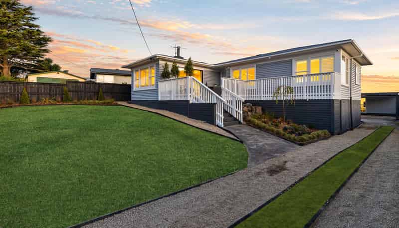 58 Chorley Avenue, Massey