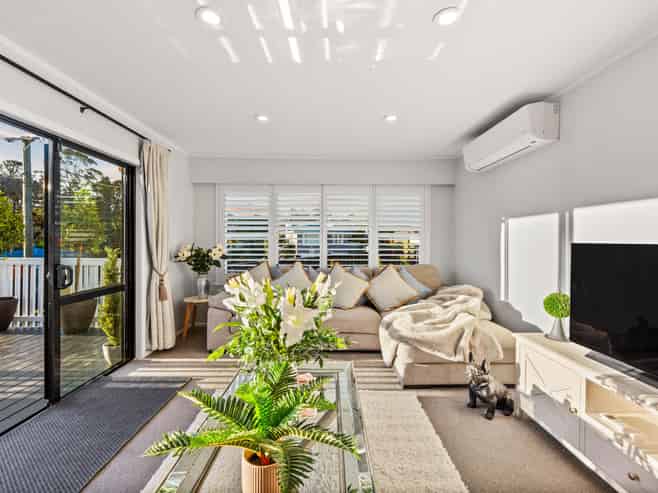 58 Chorley Avenue, Massey
