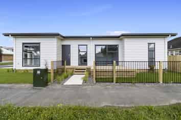 1/2 Searancke Place, Fairfield