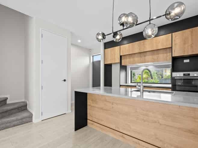 60 Wallace Road, Hobsonville