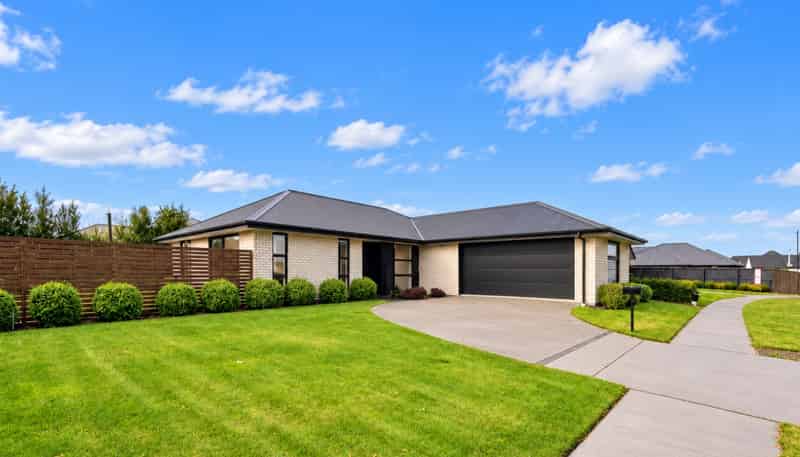 63  Jean Archie Drive, Rolleston