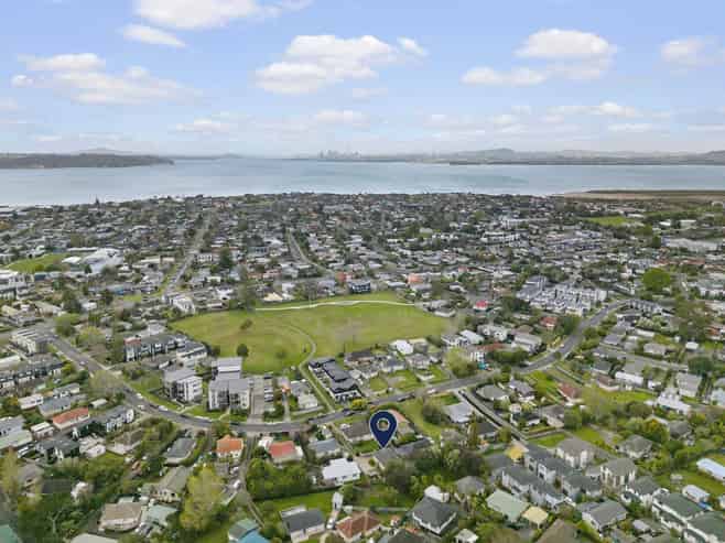 94 Kervil Avenue, Te Atatu Peninsula