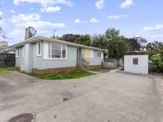 94 Kervil Avenue, Te Atatu Peninsula