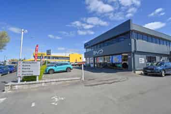 Rare Automotive Facility - Showroom, Workshops...